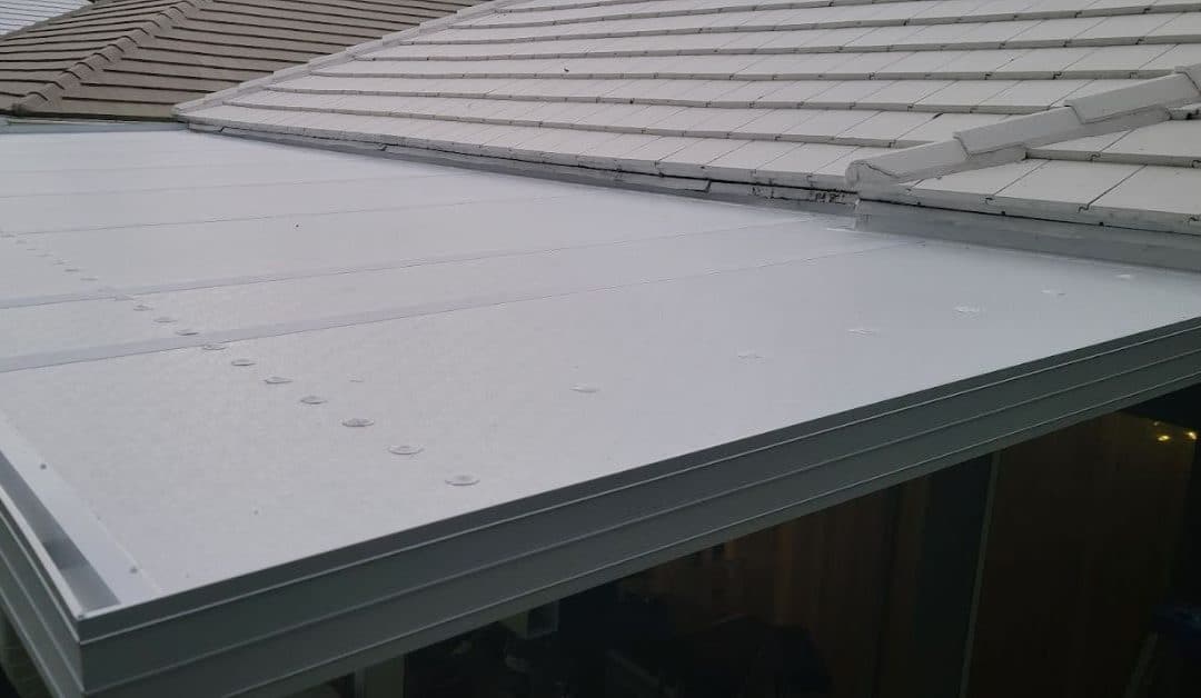 Aluminum Screen Room Installation: Top Screen Enclosure Parts & Accessories